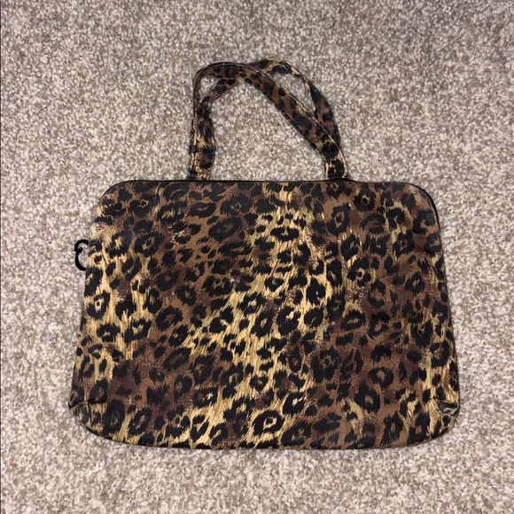 Oscar De La Renta leopard print w clear plastic pockets toiletry/cosmetic bag - Picture 6 of 8